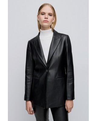 Γυναικείο μαύρο σακάκι ανάγλυφο γιαλιστερό - Access 44-1095 Γυναικείο μαύρο σακάκι ανάγλυφο γιαλιστερό - Access 44-1095