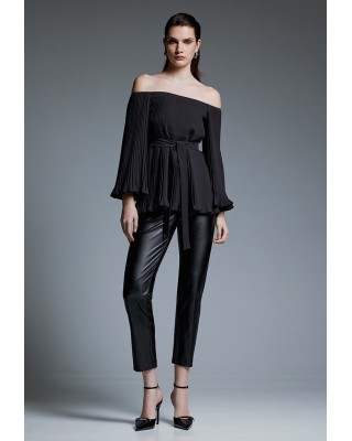 Γυναικεία μαύρη πλισέ μπλούζα off-shoulder - Access 44-2131 Γυναικεία μαύρη πλισέ μπλούζα off-shoulder - Access 44-2131
