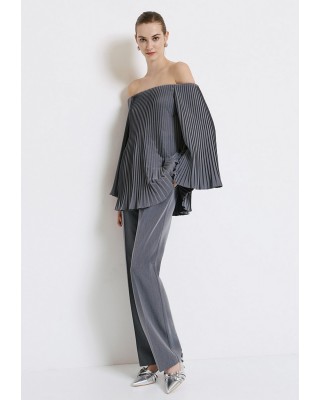 Γυναικεία γκρι πλισέ μπλούζα off-shoulder - Access 44-2131 Γυναικεία γκρι πλισέ μπλούζα off-shoulder - Access 44-2131