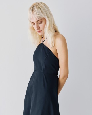 Γυναικείο μαύρο φόρεμα με halter λαιμό και δέσιμο - Spell 53-3325