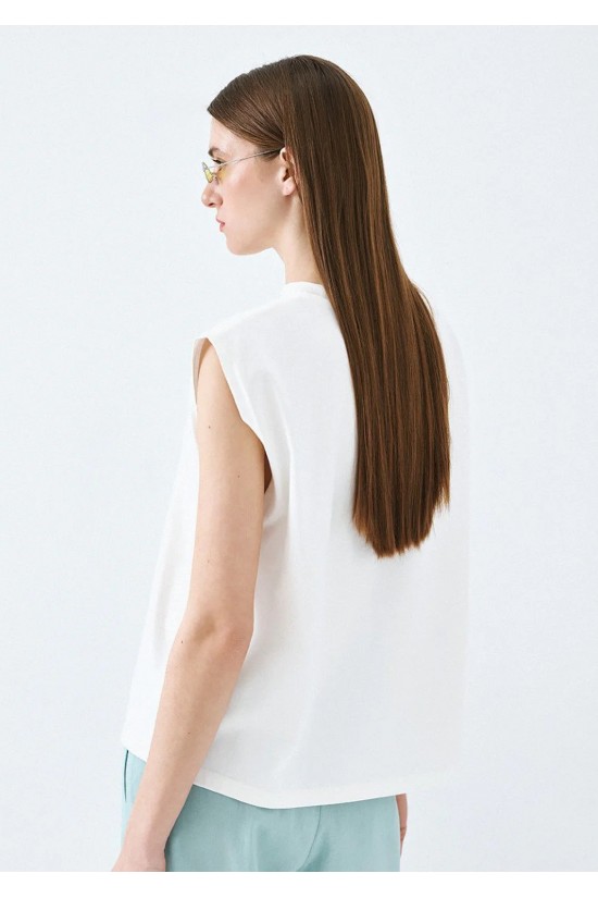 Γυναικεία αμάνικη λευκή μπλούζα με τύπωμα - Eight 63-2005