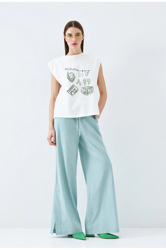 Γυναικεία αμάνικη λευκή μπλούζα με τύπωμα - Eight 63-2005