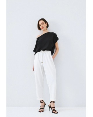 Γυναικείο oFwhite παντελόνι με λάστιχο και ρεβέρ - Access 63-5101