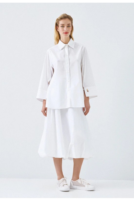 Γυναικείο λευκό oversized πουκάμισο με φαρδιά μανίκια - Eight 63-7013
