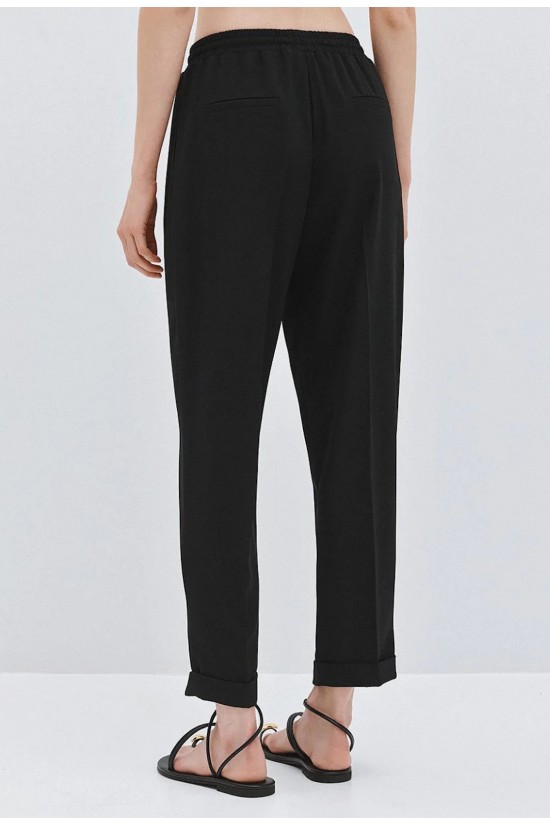 Γυναικείο μαύρο παντελόνι με λάστιχο και ρεβέρ - Access 63-5101 Γυναικείο μαύρο παντελόνι με λάστιχο και ρεβέρ - Access 63-5101