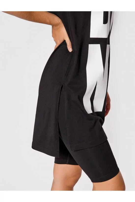 Γυναικεία μακριά μπλούζα με κοντό μανίκι - DKNY P1RHRB2M Γυναικεία μακριά μπλούζα με κοντό μανίκι - DKNY P1RHRB2M