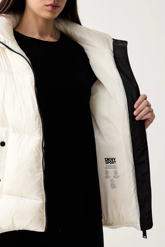 Γυναικείο εκρού καπιτονέ μπουφάν - DKNY DP6J9623 Γυναικείο εκρού καπιτονέ μπουφάν - DKNY DP6J9623
