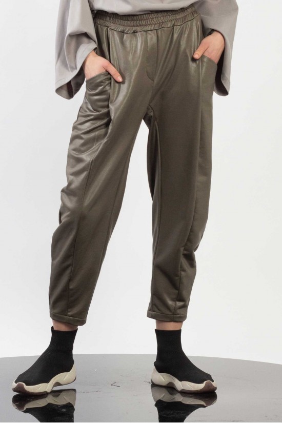 Coated Pleated Pegged Pants- Gaffer&Fluf PT35402.50 Coated Pleated Pegged Pants- Gaffer&Fluf PT35402.50