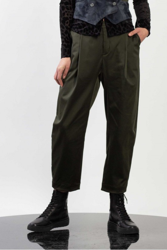 Low crotch Pleated Pegged Pants- Gaffer&Fluf PT30707.16 Low crotch Pleated Pegged Pants- Gaffer&Fluf PT30707.16