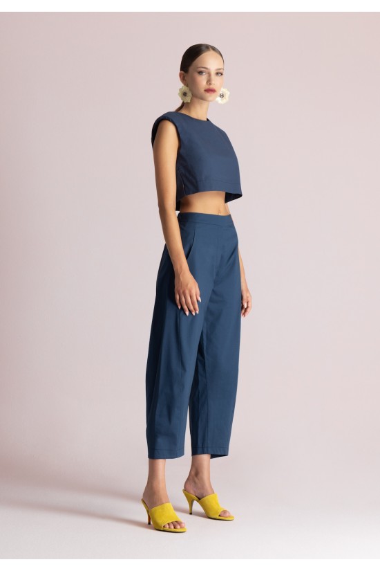 Γυναικεία αμάνικη cropped μπλούζα - Moutaki 26.01.56