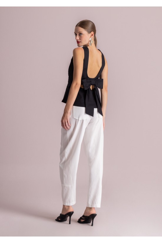 Γυναικεία μαύρη αμάνικη μπλούζα με ανοιχτή πλάτη - Moutaki 26.01.33