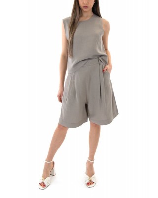 Γυναικεία λινή βερμούδα με πιέτες - Moutaki 26.03.68