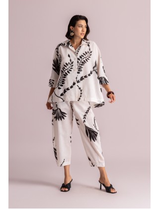 Γυναικείο εκρού παντελόνι με print - Moutaki 26.03.25