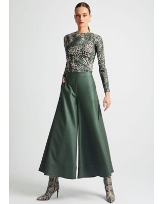 Γυναικεία χακί δερμάτινη παντελόνα jupe cullote - Moutaki 25.03.138 Γυναικεία χακί δερμάτινη παντελόνα jupe cullote - Moutaki 25.03.138