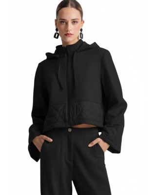 Γυναικεία μαύρη cropped ζακέτα με καπιτονέ λεπτομέρειες - Moutaki 25.01.114 Γυναικεία μαύρη cropped ζακέτα με καπιτονέ λεπτομέρειες - Moutaki 25.01.114