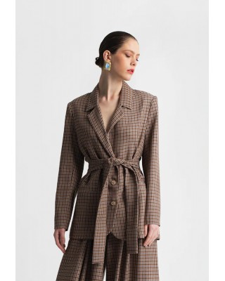 Γυναικείο καρό σακάκι με ζώνη - Moutaki 25.06.117 Γυναικείο καρό σακάκι με ζώνη - Moutaki 25.06.117