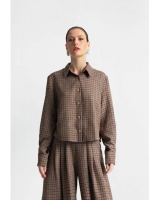 Γυναικείο καφέ cropped καρό πουκάμισο - Moutaki 25.09.143 Γυναικείο καφέ cropped καρό πουκάμισο - Moutaki 25.09.143