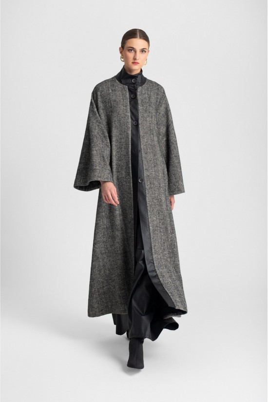 Γυναικείο μάξι γκρι παλτό με μανίκια κιμονό - Moutaki 25.06.136 Γυναικείο μάξι γκρι παλτό με μανίκια κιμονό - Moutaki 25.06.136