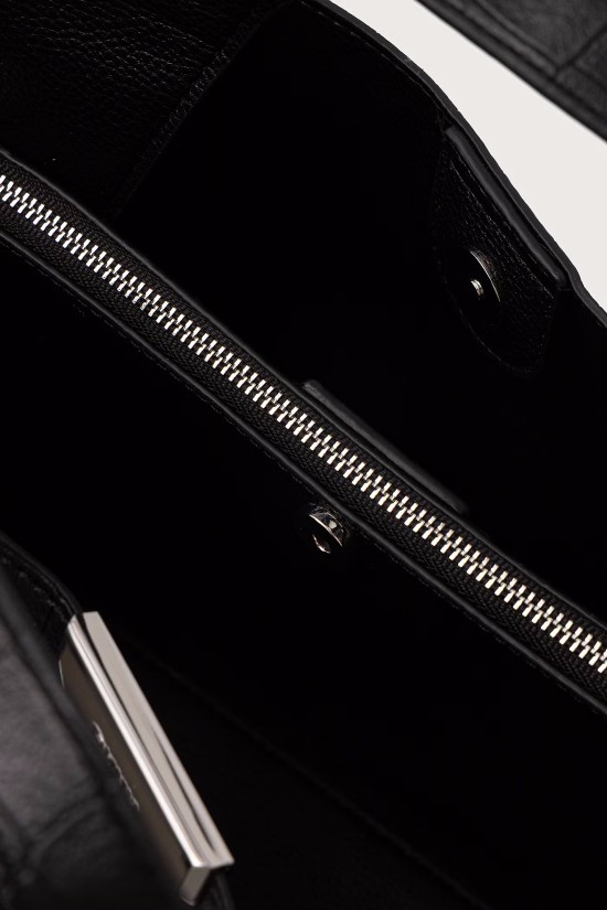 Γυναικεία μαύρη τσάντα χειρός - DKNY Willa Tote R63DPG33 Γυναικεία μαύρη τσάντα χειρός - DKNY Willa Tote R63DPG33