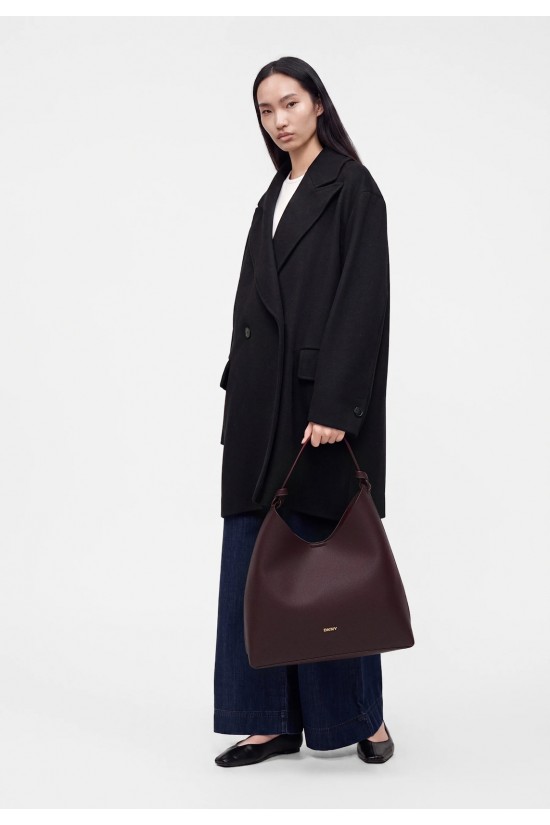 Γυναικεία μεγάλη μπορντό τσάντα ώμου - DKNY Paula Hobo R54CAO07 Γυναικεία μεγάλη μπορντό τσάντα ώμου - DKNY Paula Hobo R54CAO07
