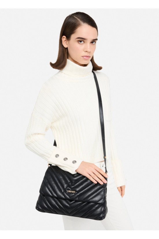 Γυναικεία μαύρη καπιτονέ τσάντα - Liu Jo AF5189E0426 Γυναικεία μαύρη καπιτονέ τσάντα - Liu Jo AF5189E0426