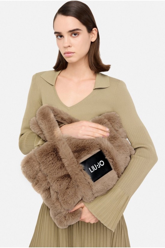 Γυναικεία μπεζ γούνινη τσάντα - Liu Jo TF5270E0374