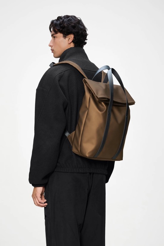 Unisex καφέ αδιάβροχη τσάντα πλάτης - Rains 2Way Tote Comet 12940 Unisex καφέ αδιάβροχη τσάντα πλάτης - Rains 2Way Tote Comet 12940