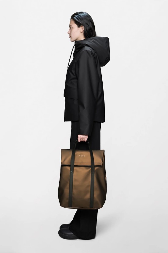 Unisex καφέ αδιάβροχη τσάντα πλάτης - Rains 2Way Tote Comet 12940 Unisex καφέ αδιάβροχη τσάντα πλάτης - Rains 2Way Tote Comet 12940