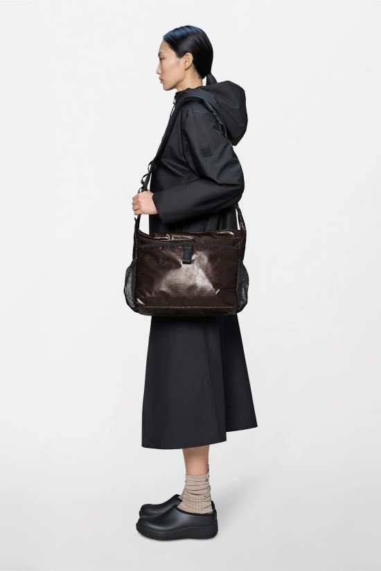 Unisex καφέ αδιάβροχη τσάντα ταχυδρόμου - Rains Sibu Dark Bag 16360