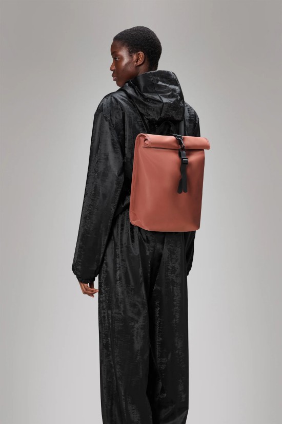 Unisex κεραμιδί τσάντα πλάτης - Rains Rolltop Rucksack Mini Honor 13330
