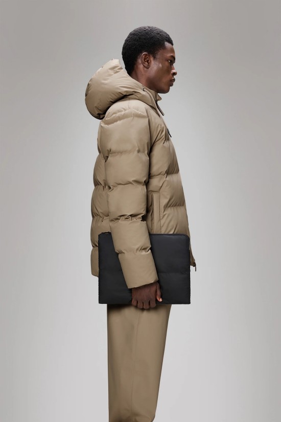 Αδιάβροχη τσάντα για λάπτοπ - Rains Puffer Cover 16680