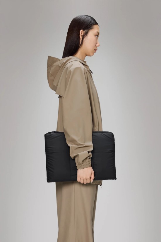 Αδιάβροχη τσάντα για λάπτοπ - Rains Puffer Cover 16690