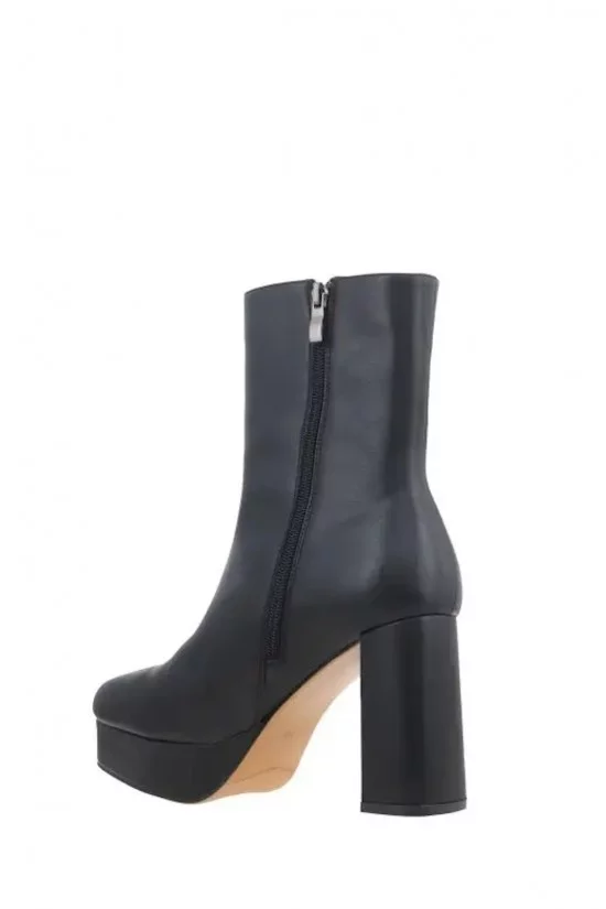 Γυναικείο μαύρο δερμάτινο μποτάκι - Favela Rubell Booties 0116001349 Γυναικείο μαύρο δερμάτινο μποτάκι - Favela Rubell Booties 0116001349