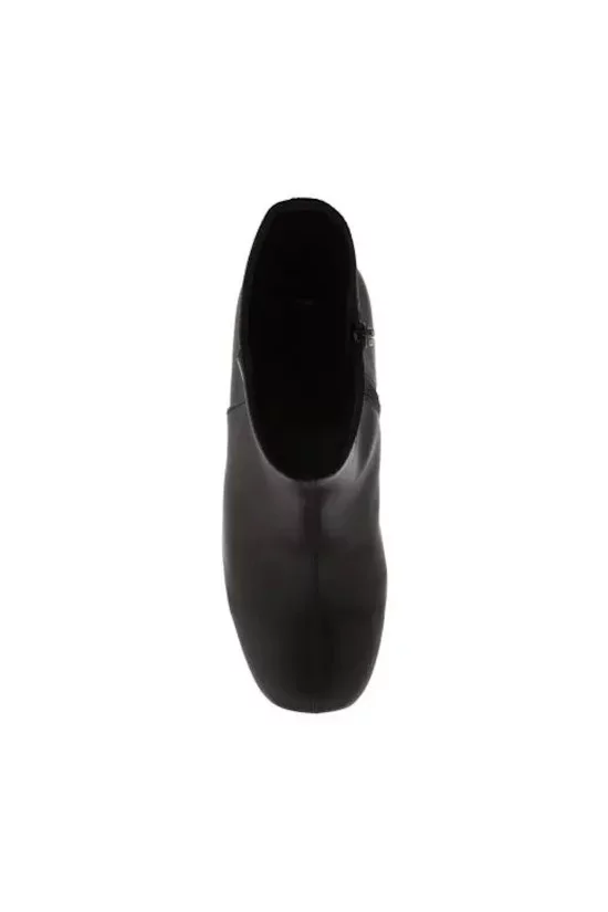 Γυναικείο μαύρο δερμάτινο μποτάκι - Favela Rubell Booties 0116001349 Γυναικείο μαύρο δερμάτινο μποτάκι - Favela Rubell Booties 0116001349