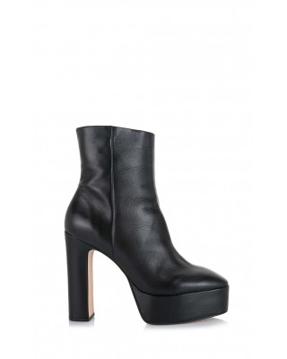 Γυναικεία ψηλά μαύρα δερμάτινα μποτάκια - Carrano Mestico 529003B Γυναικεία ψηλά μαύρα δερμάτινα μποτάκια - Carrano Mestico 529003B