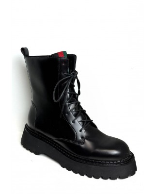 Γυναικείο μαύρο δερμάτινο αρβυλάκι - Favela Victory 0116001551 Γυναικείο μαύρο δερμάτινο αρβυλάκι - Favela Victory 0116001551