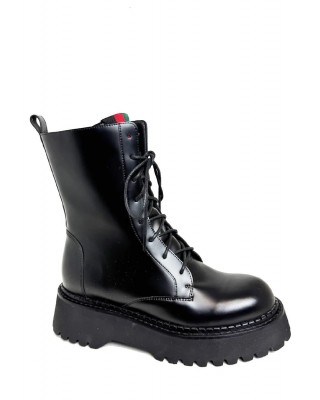 Γυναικείο μαύρο δερμάτινο αρβυλάκι - Favela Victory 0116001551 Γυναικείο μαύρο δερμάτινο αρβυλάκι - Favela Victory 0116001551