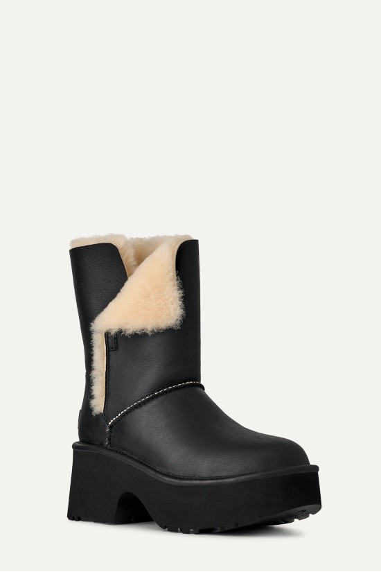 Γυναικεία μαύρη δερμάτινη μπότα - UGG Esmee Leather Boot W/1172590 Γυναικεία μαύρη δερμάτινη μπότα - UGG Esmee Leather Boot W/1172590