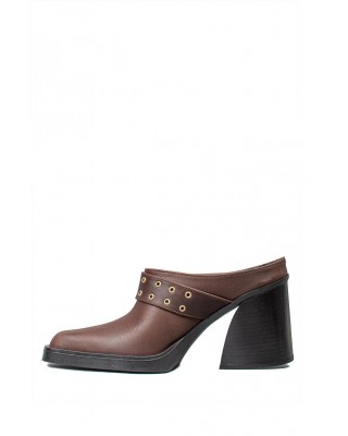 Γυναικεία δερμάτινα καφέ mules - IRIS Teo106 Γυναικεία δερμάτινα καφέ mules - IRIS Teo106