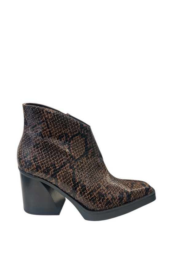 Γυναικείο δερμάτινο μποτάκι animal print - IRIS TEO111