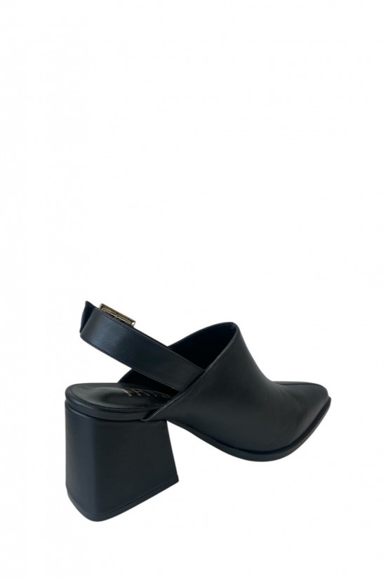 Γυναικείο μαύρο δερμάτινο mule - Iris B605