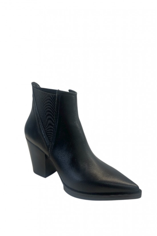 Γυναικείο μαύρο δερμάτινο μποτάκι - Iris Taty102