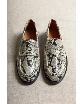 Γυναικείο δερμάτινο loafer snake print - KMB Emilia A7549 Γυναικείο δερμάτινο loafer snake print - KMB Emilia A7549