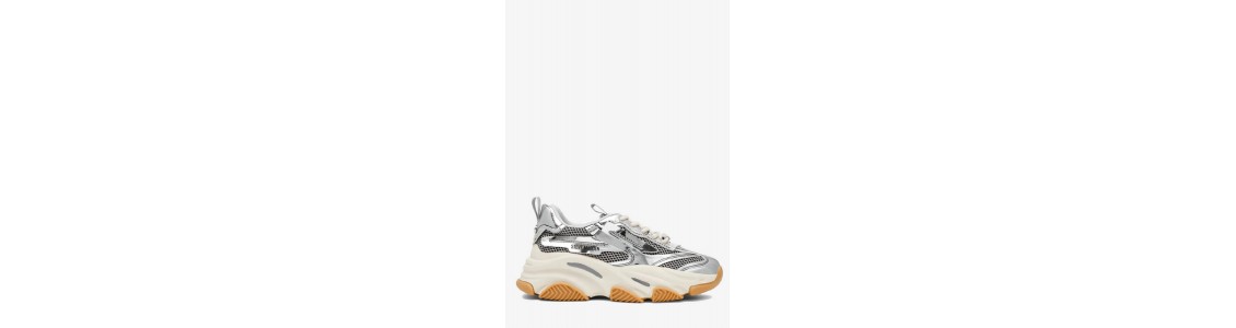 SNEAKERS SNEAKERS