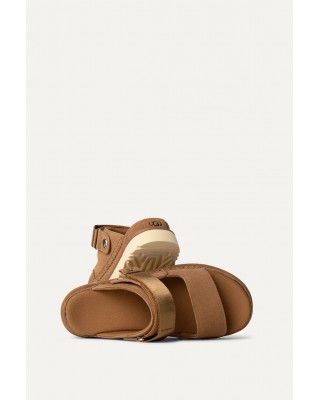 Γυναικεία καφέ σανδάλια - Ugg Goldenstar Glide Che W/1167399