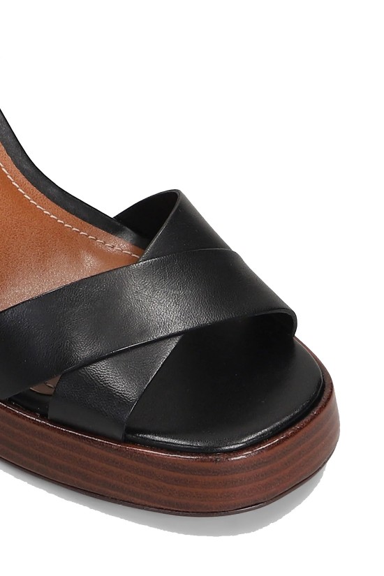 Γυναικεία μαύρα δερμάτινα πέδιλα - Arezzo A1389700020001