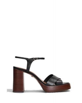 Γυναικεία μαύρα δερμάτινα πέδιλα - Arezzo A1389700020001