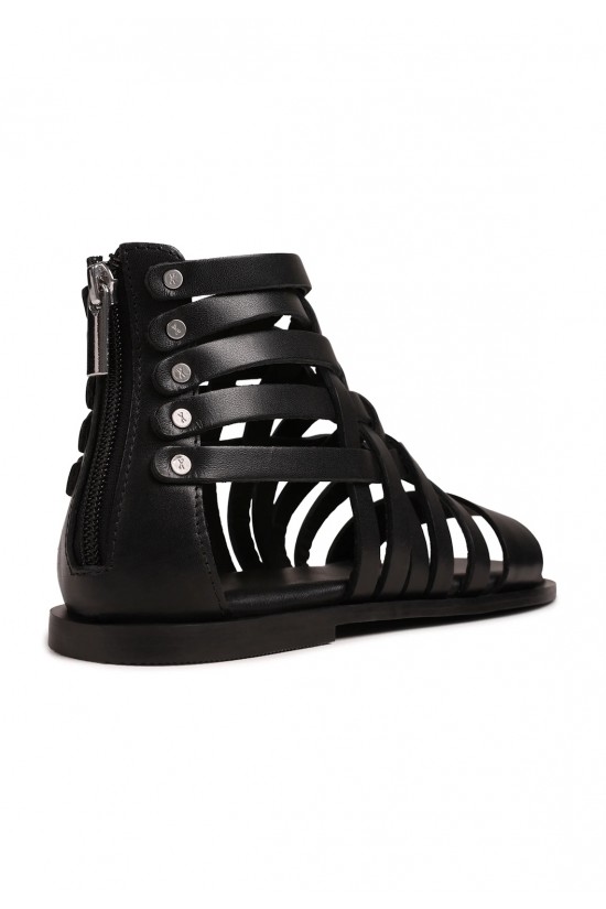 Γυναικεία φλατ δερμάτινα μαύρα σανδάλια - Bronx Kenn-y 85095