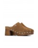 Γυναικεία δερμάτινα camel clogs - Carmela 163283 Γυναικεία δερμάτινα camel clogs - Carmela 163283