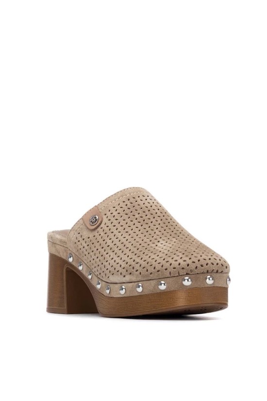 Γυναικεία δερμάτινα taupe clogs - Carmela 163283 Γυναικεία δερμάτινα taupe clogs - Carmela 163283
